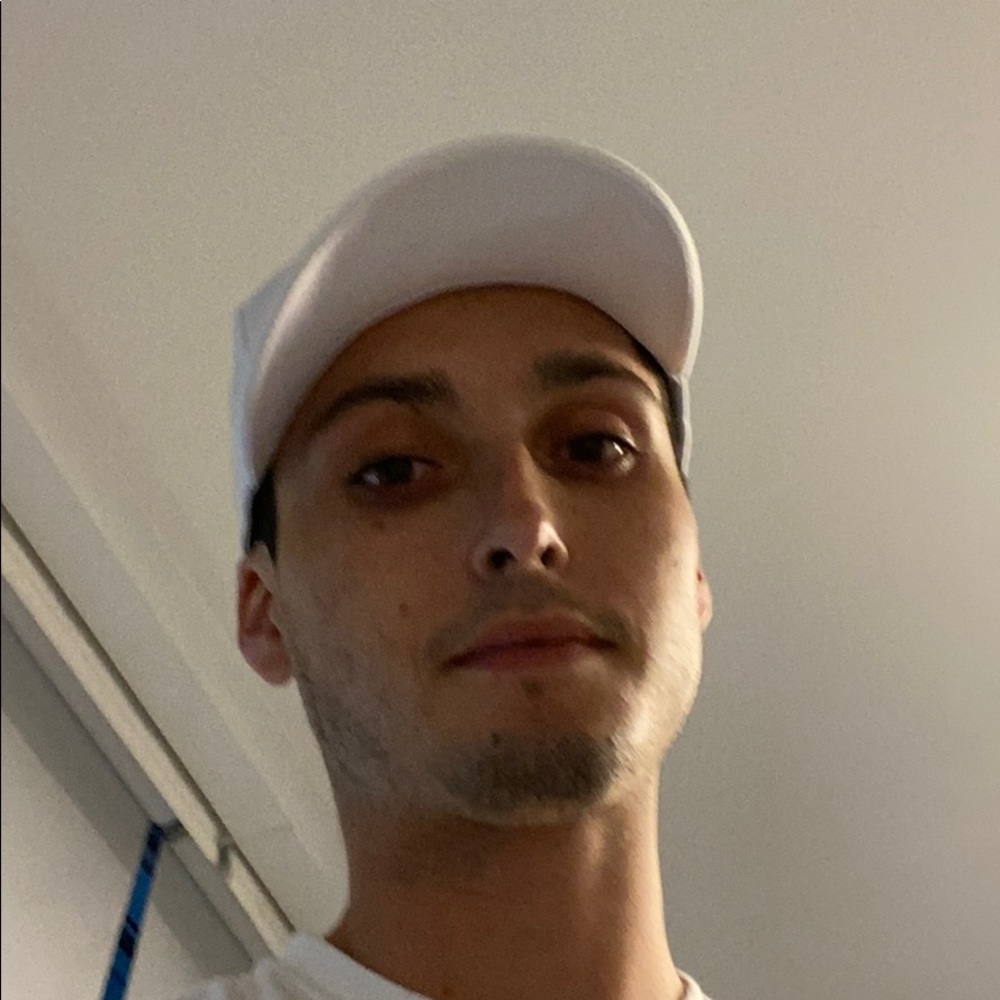 Meet your Posher, Emerson